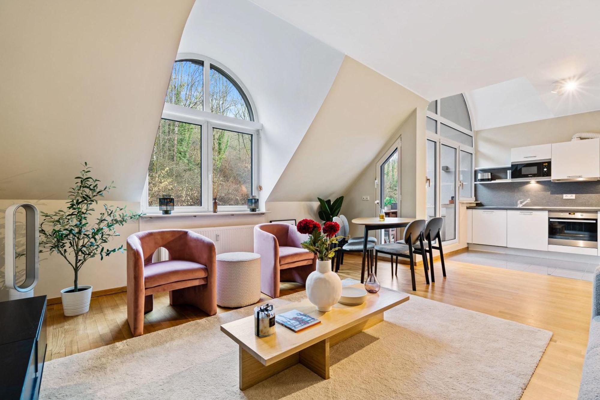 Chic 2Br Stay In Luxembourg With Free Parking Buitenkant foto